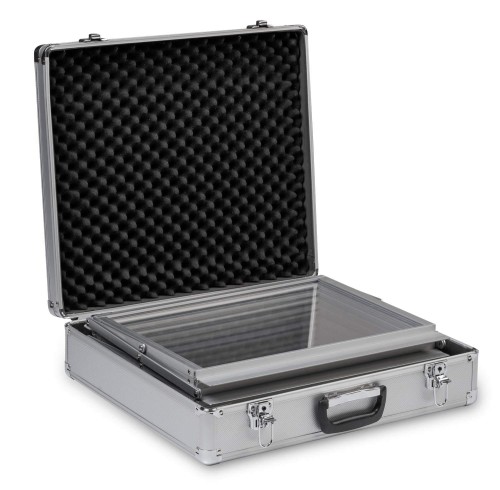 Waliza transportowa ze złożonym stojakiem