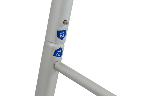 Mocowanie środkowej rurki w pylonie